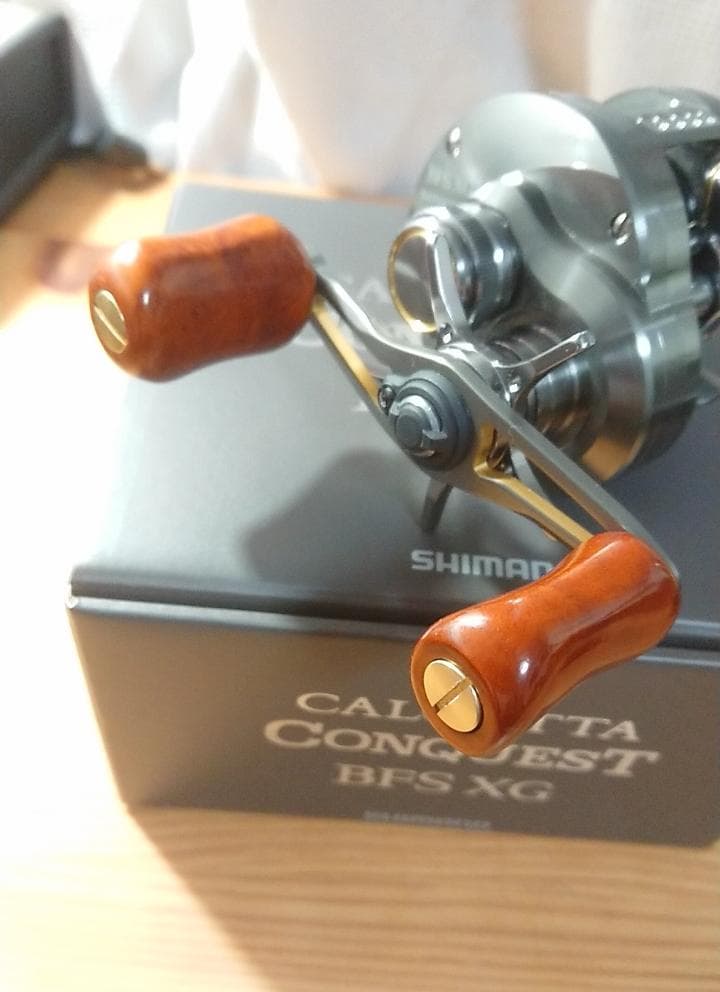 新品未使用　シマノ 23カルカッタコンクエスト BFS XG 右　夢屋花梨ノブ