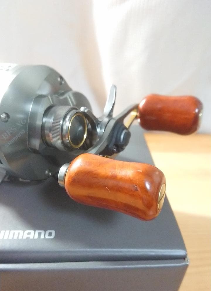 新品未使用　シマノ 23カルカッタコンクエスト BFS XG 右　夢屋花梨ノブ