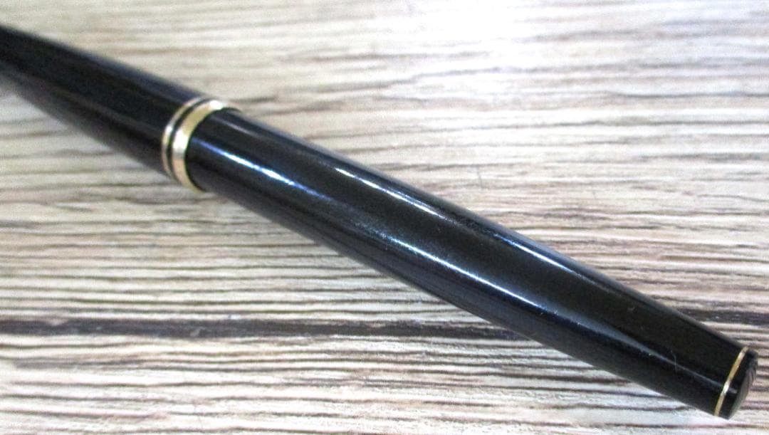 モンブラン 万年筆 ペン先14K MONTBLANC インク付き
