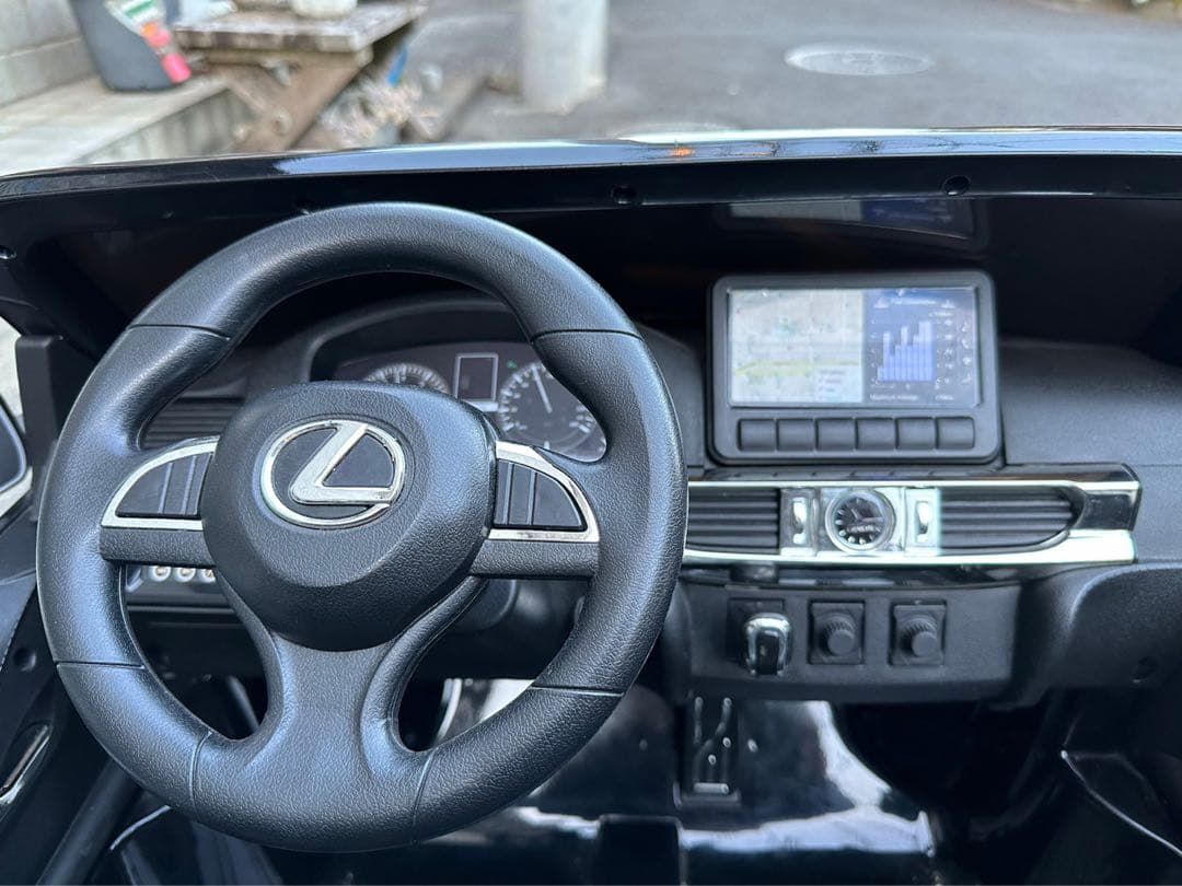 レクサス　LX570 乗用ラジコン※購入前注意