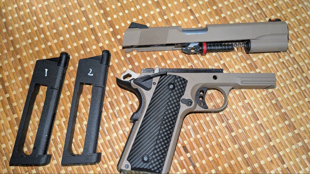 carbon8 M45 DOC co2 ガスガン