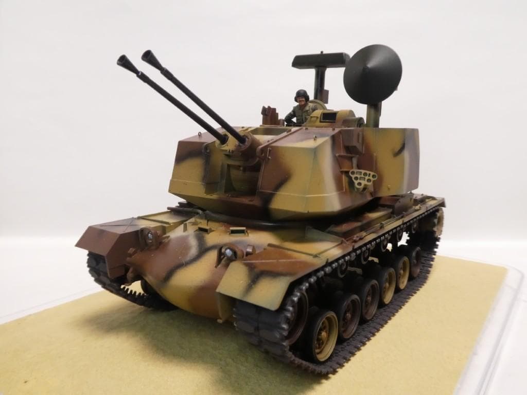 タミヤ　1/35 アメリカ陸軍 対空戦車ヨーク　完成品