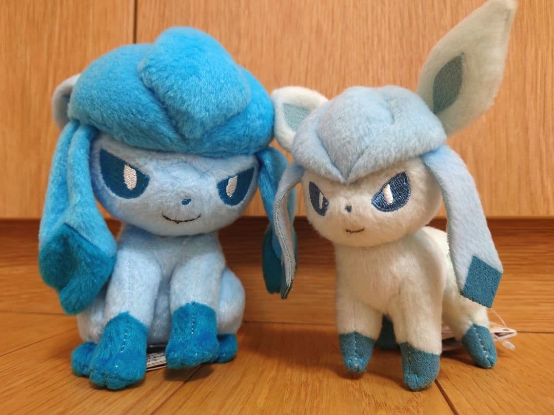 ポケモン　グレイシア　ぬいぐるみ
