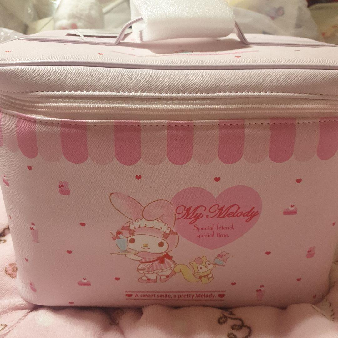 My Melody バッグ と手鏡