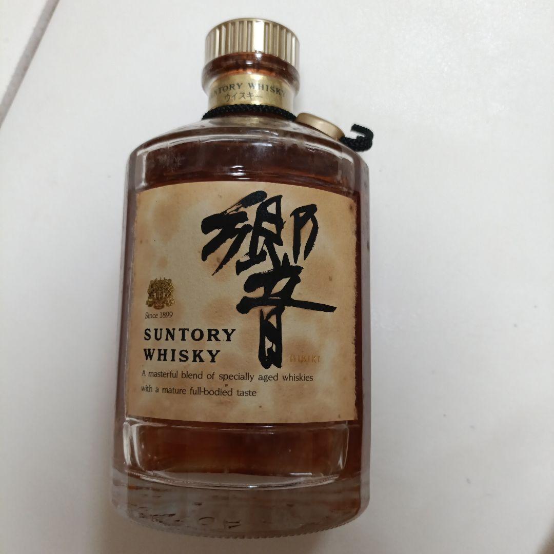 サントリーウイスキー　響　750ml 金ラベル