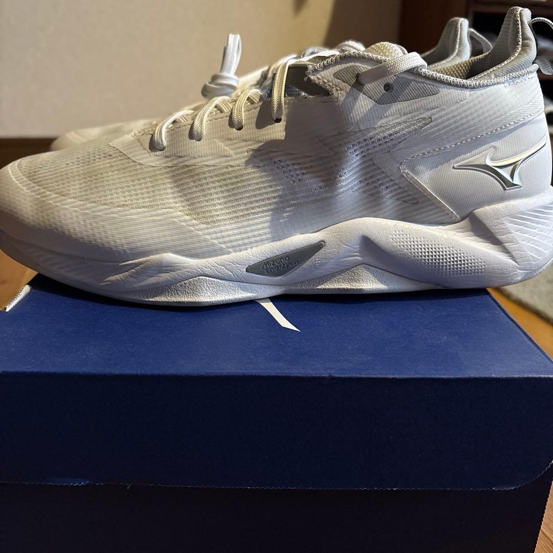 Mizuno バスケットボールシューズホワイト
