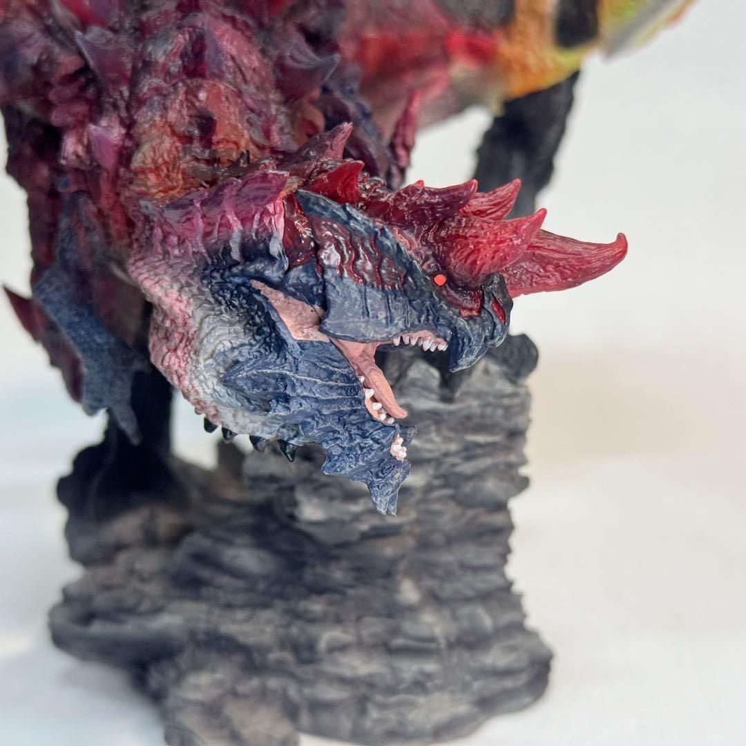 モンスターハンター　フィギュアビルダー クリエイターズモデル 燼滅刃ディノバルド