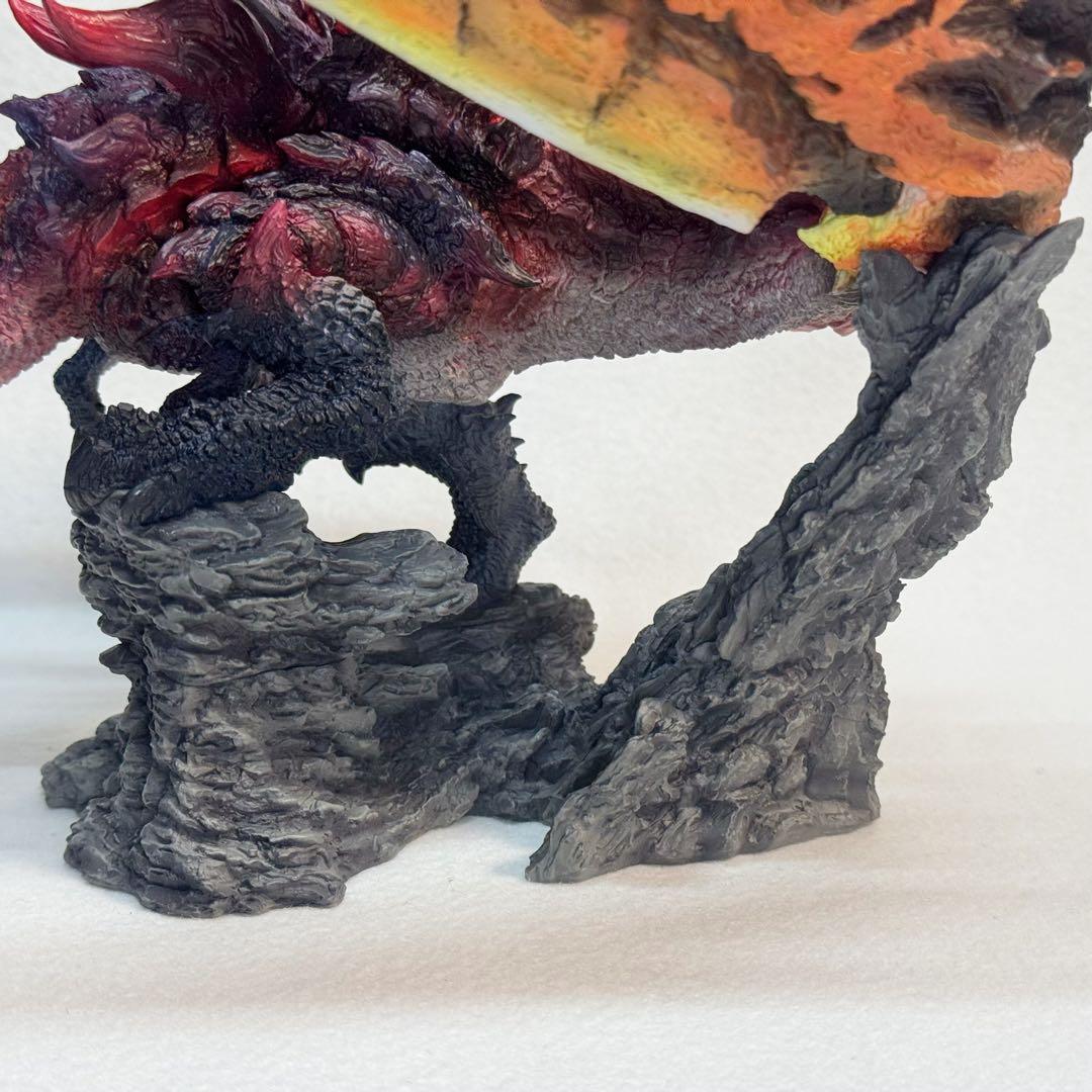 モンスターハンター　フィギュアビルダー クリエイターズモデル 燼滅刃ディノバルド