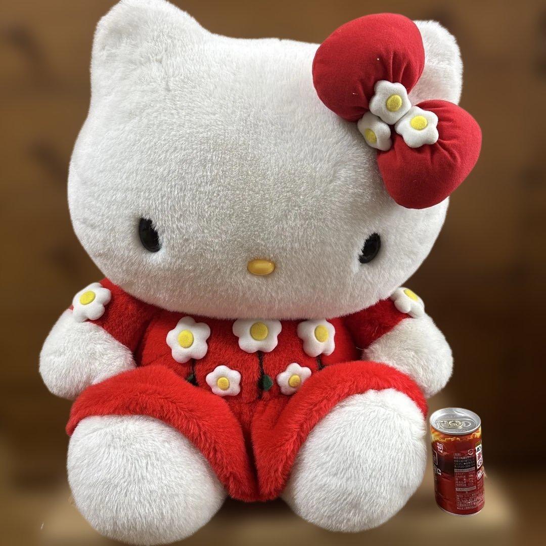 ハローキティ　特大ぬいぐるみ