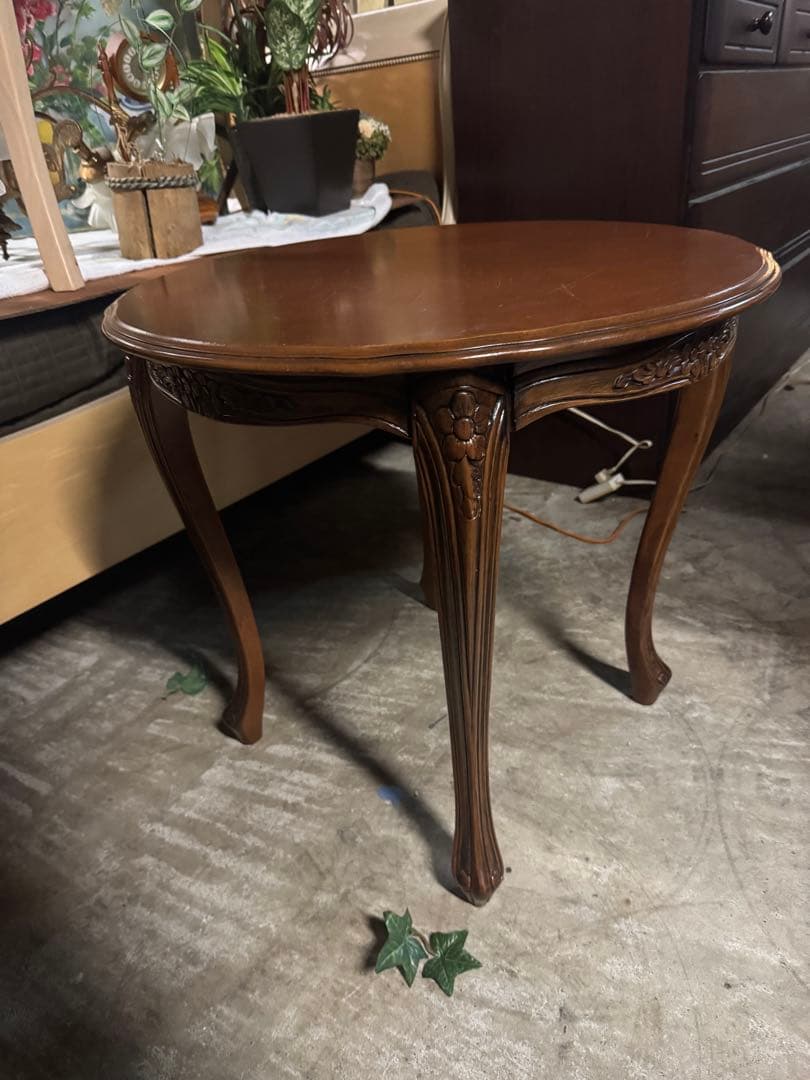 輸入家具　木製テーブル ブラウン