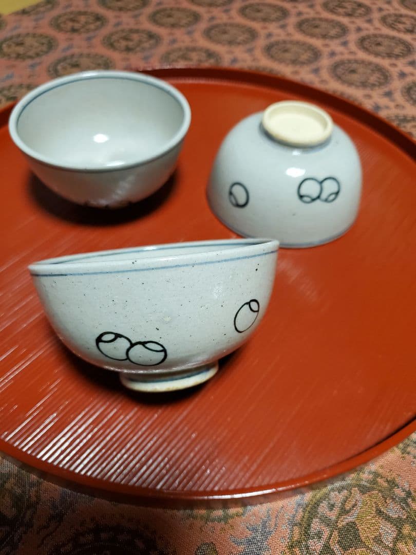 膳所焼　ツボツボ紋汲出茶碗