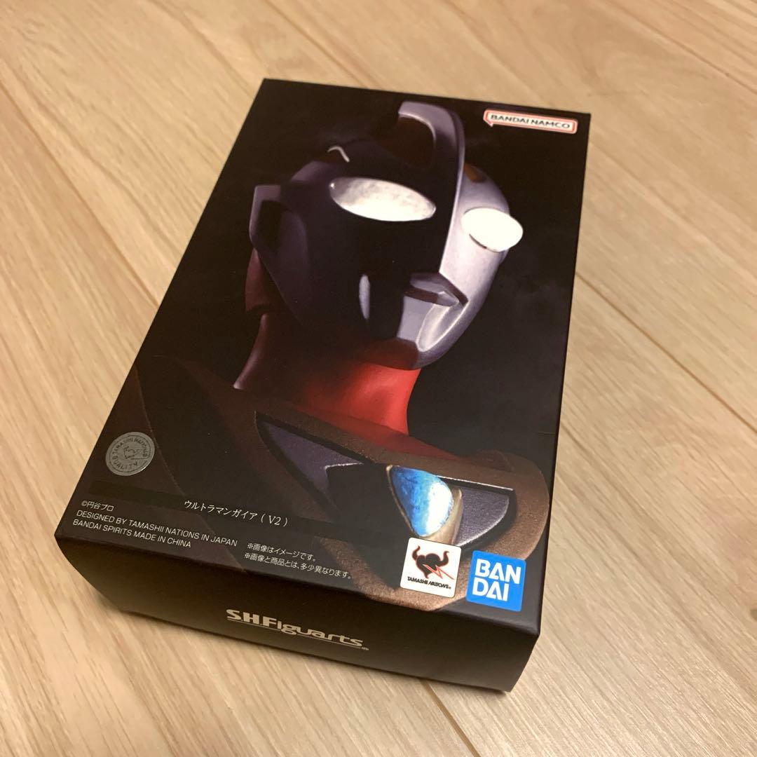 真骨彫製法　ウルトラマンガイア
