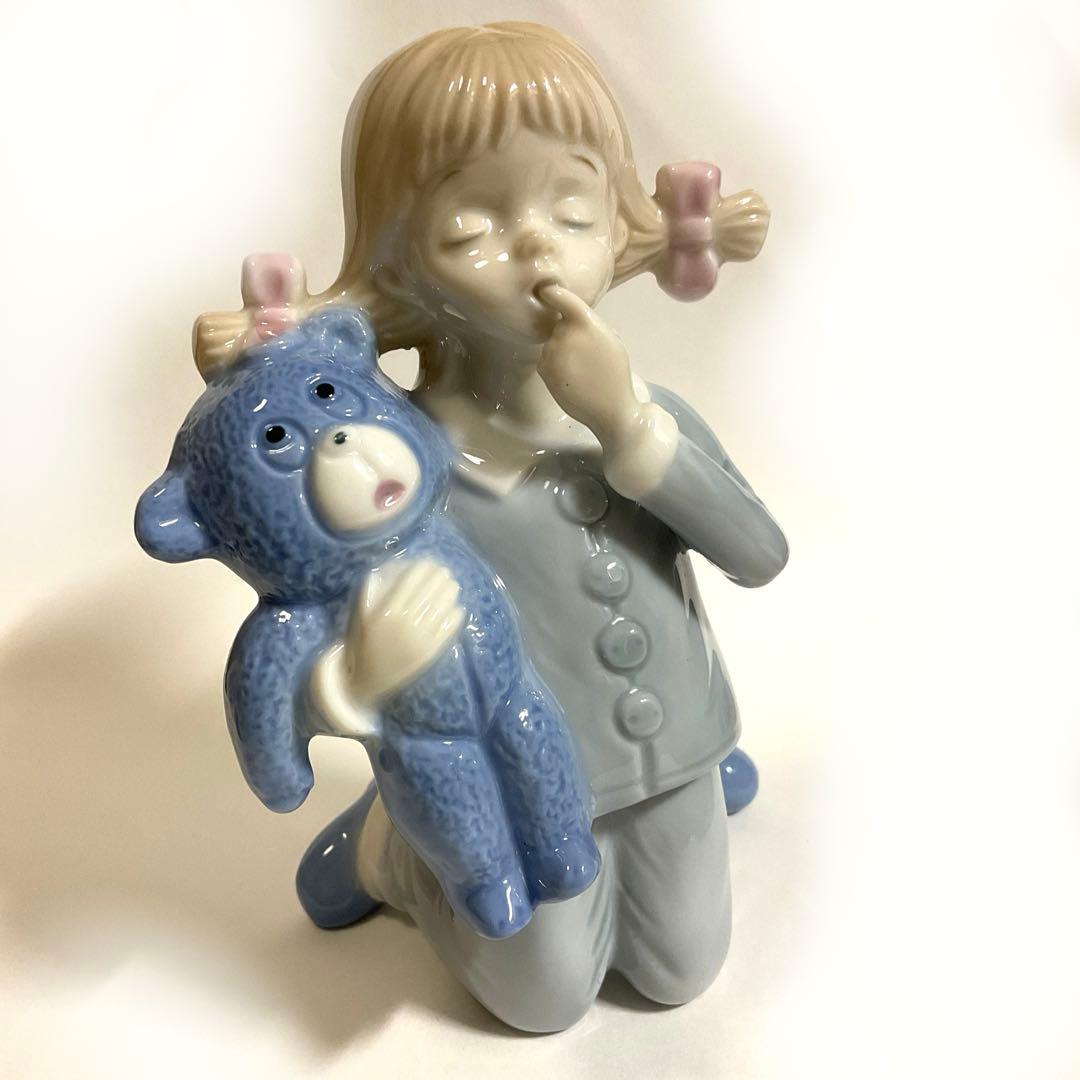 リヤドロ風フィギュリン　クマちゃん&女の子