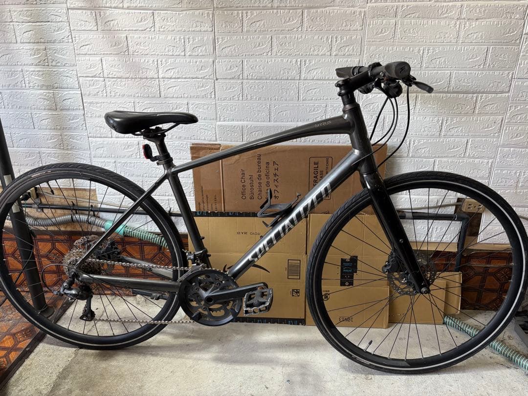 Specialized SIRRUS スペシャライズド　クロスバイク