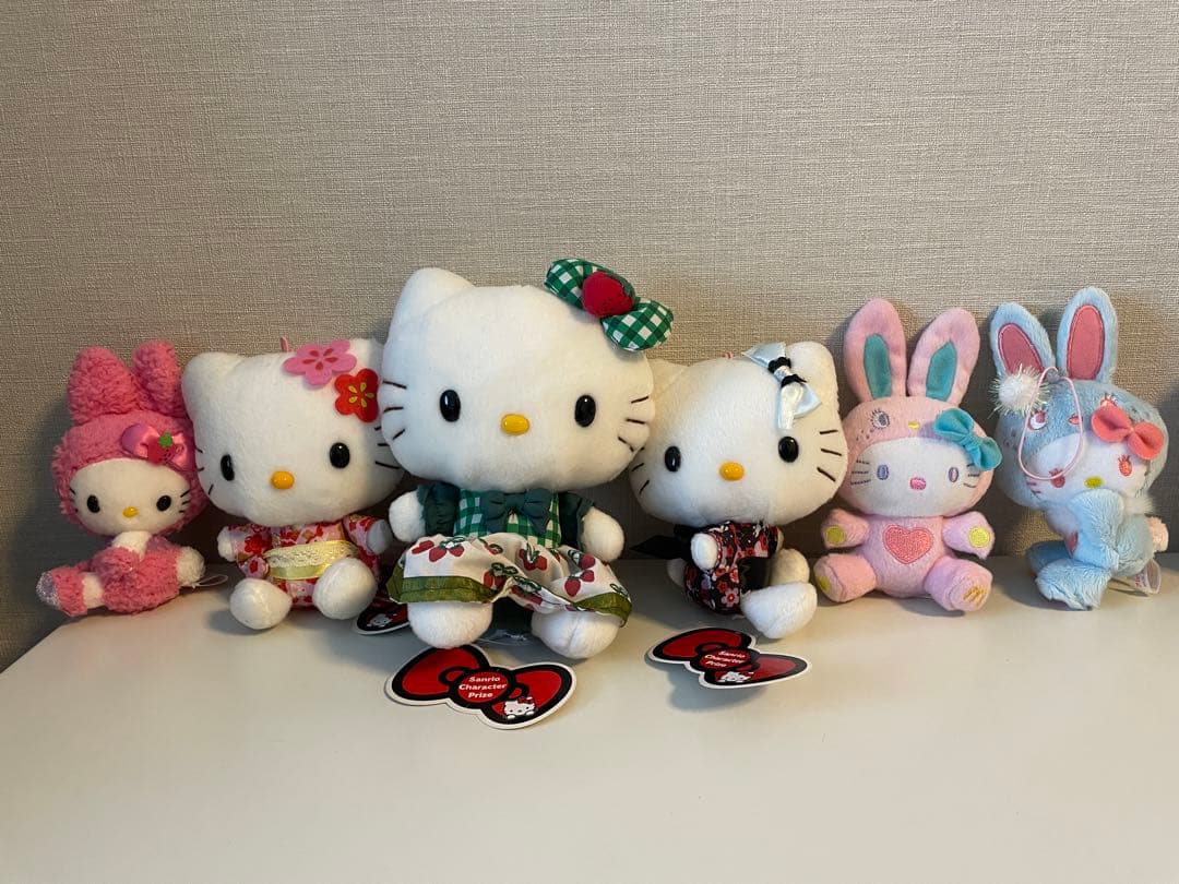 ハローキティ　浴衣　キーホルダー　マスコット　うさぎ　ぬいぐるみ　いちご　レトロ
