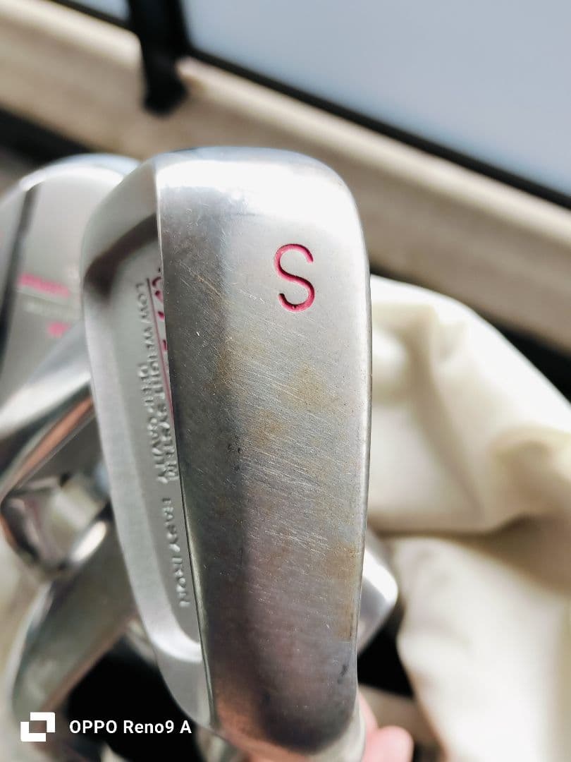 レディース【超お得】Callaway　キャディバッグ、クラブ9本セットカバー付属