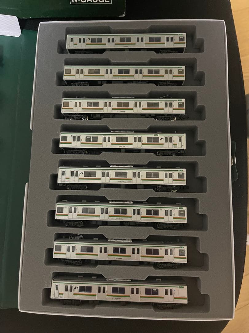 Nゲージ　ジャンク品まとめ売り 車両14両と空ケース２つ