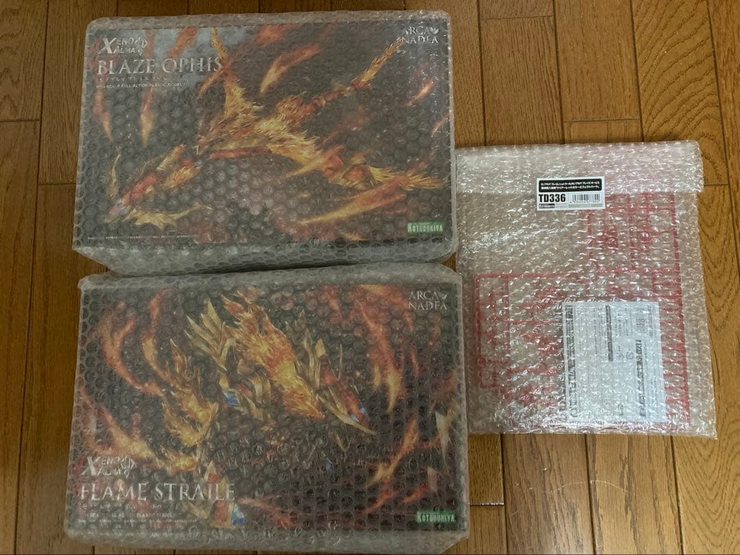 【コトブキヤショップ限定特典付】ゼノアルマフレイムシュトラール&ブレイズオーピス