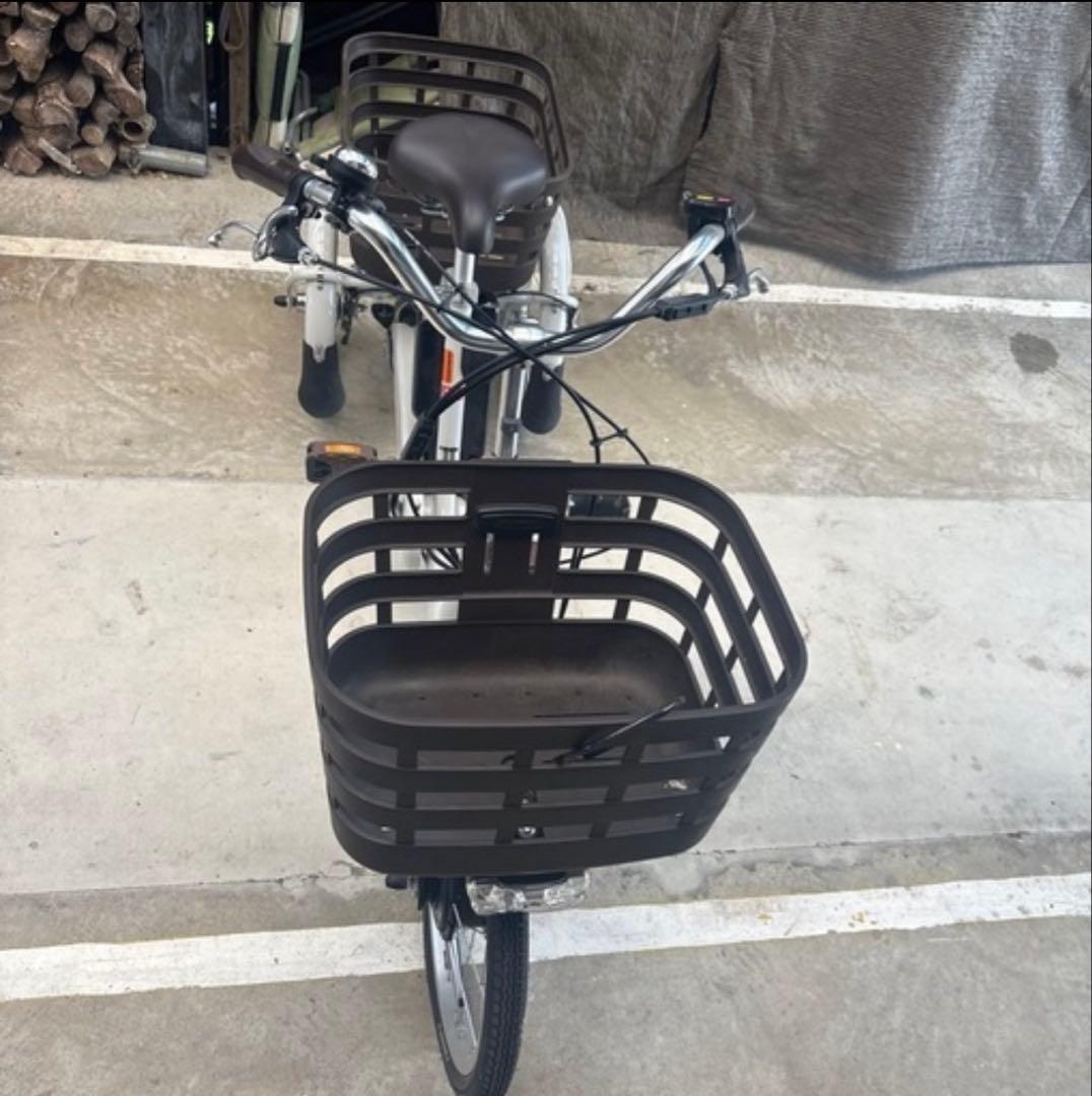 RIKUTTO 電動アシスト 三輪車 グレー