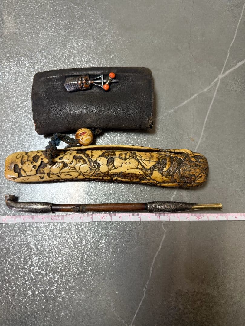 キセル　K18　彫金　煙管　緒締め玉 　煙草入れ　喫煙具　アンティーク