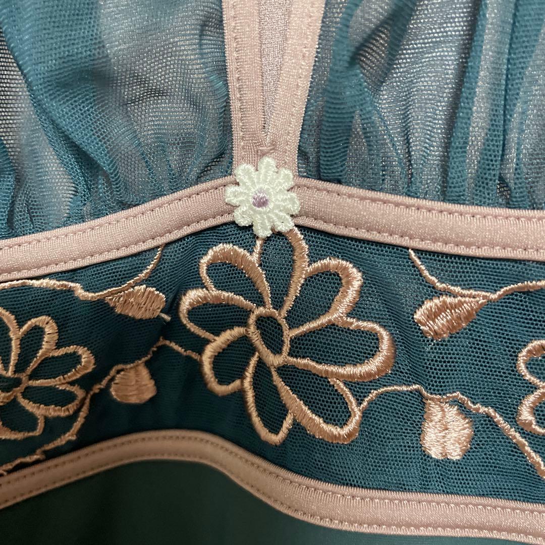 デラノミラノダークグリーン刺繍入りレオタード