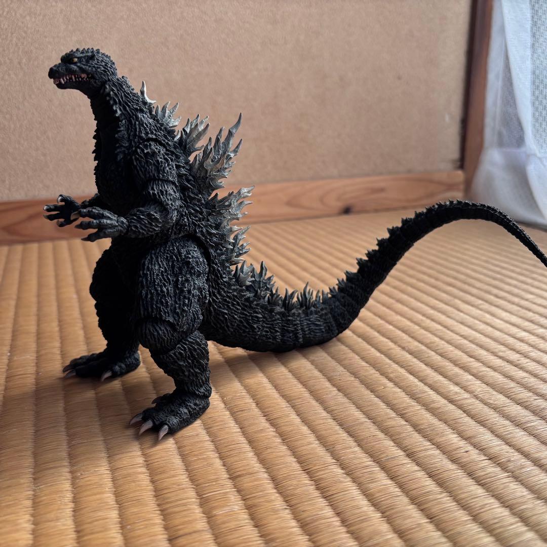 S.H.MonsterArts ゴジラ 2002