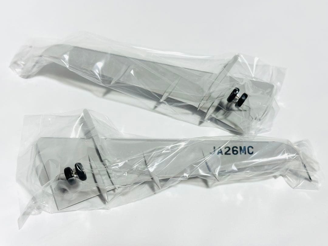 クロスウィング 1/100 A320 進撃の巨人 コラボ　未組立品