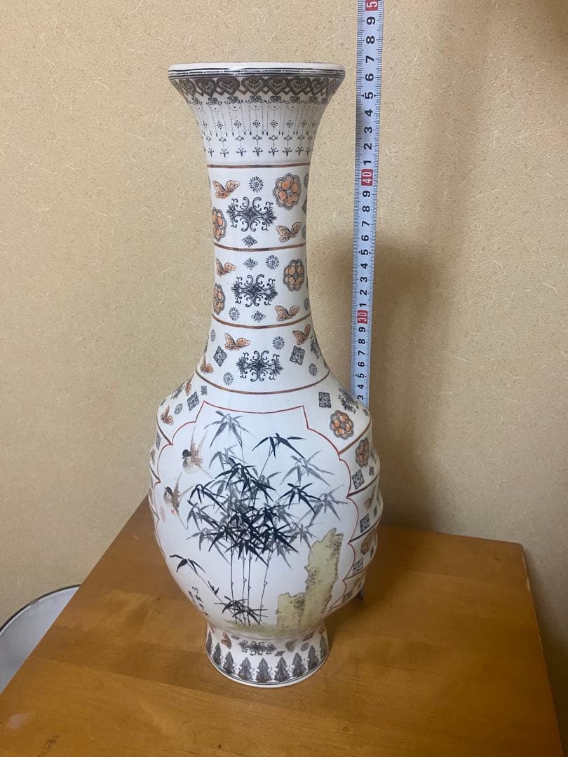 中国　景徳鎮製　薄い花瓶