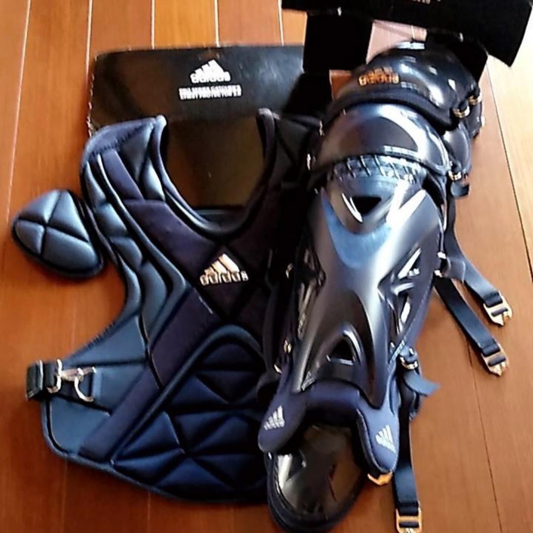 新品USA限定発売最高級☆adidasProキャッチャープロテクター＋レガース紺