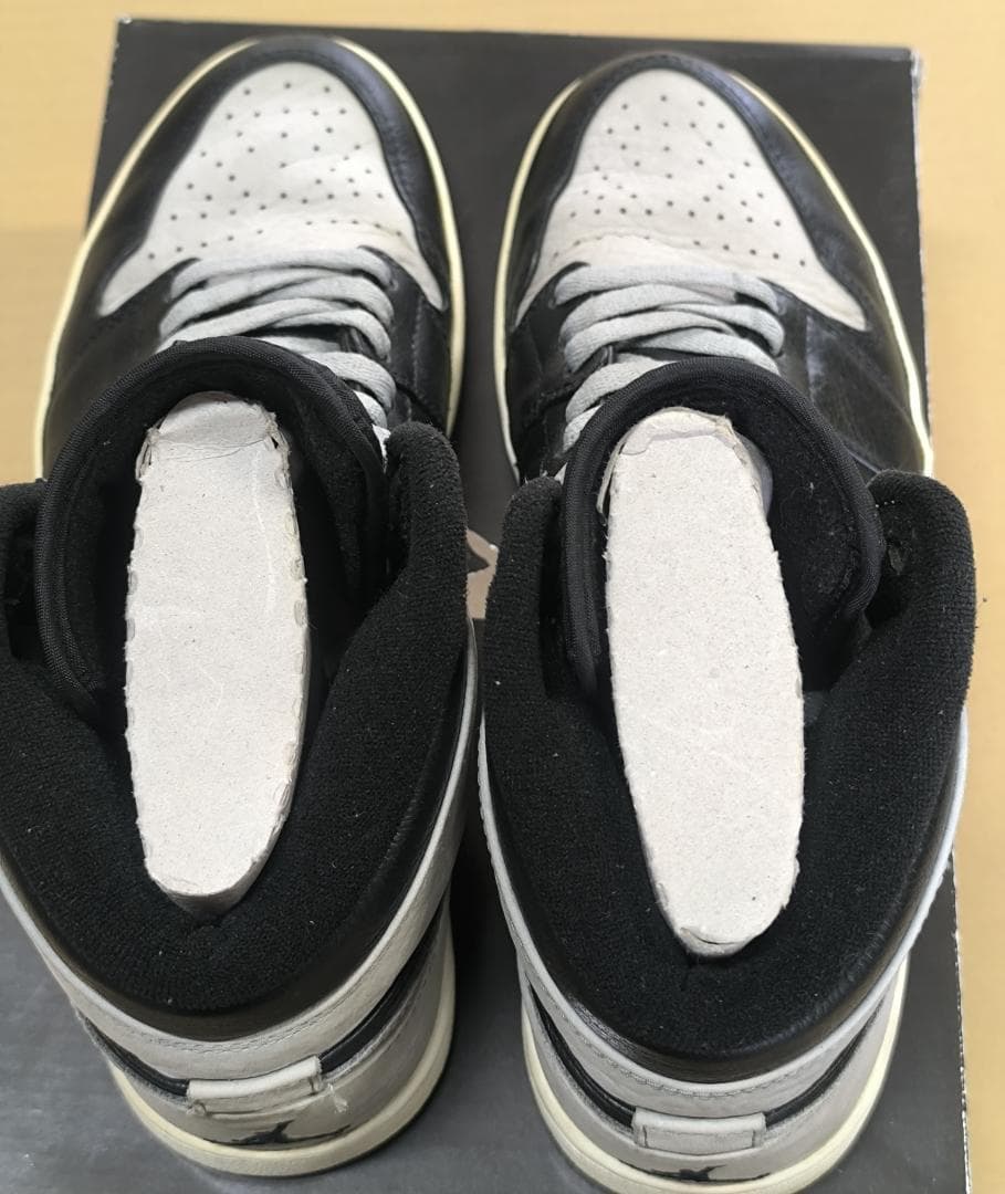 NIKE Air Jordan 1 Retro High シャドウ2009