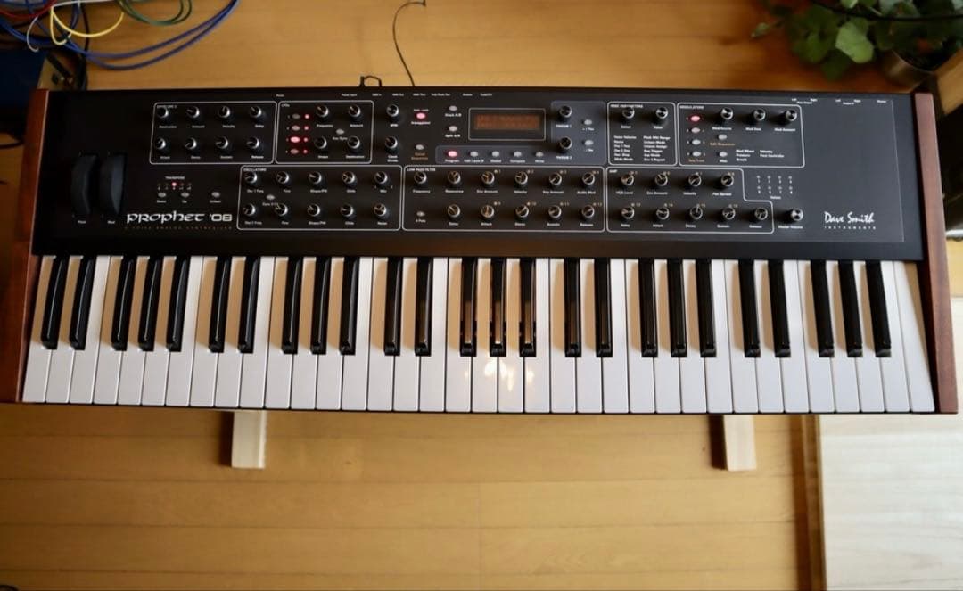 チ*ラ様 SEQUENTIAL Prophet'08 PE 61鍵シンセサイザー