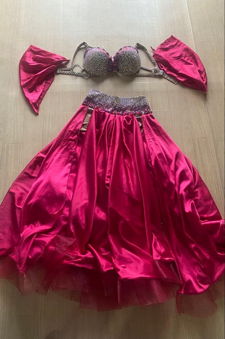 【貴重】入手困難　isadora designのオリエンタルコスチューム♡ピンク