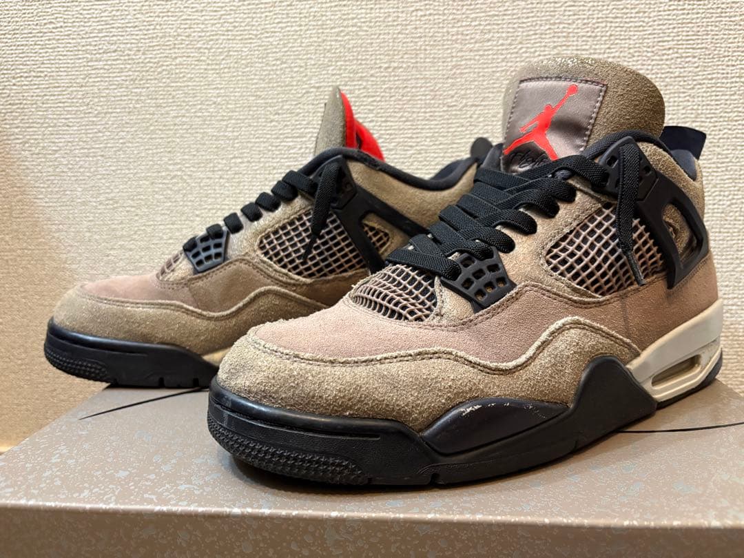 AIR JORDAN 4 \