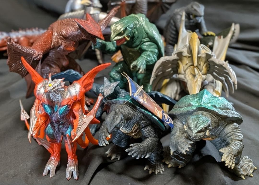 昭和～平成ガメラ＆登場怪獣（バンダイ）ソフビフィギュア・コンプリート14体セット