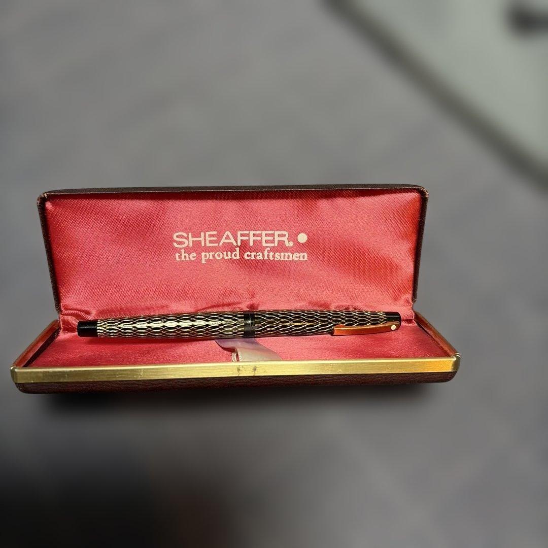 SHEAFFER 万年筆 ゴールドとブラック