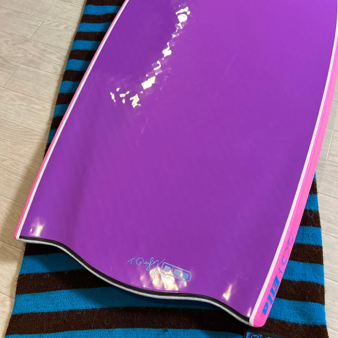 美品　QCD ELLA ボディボード