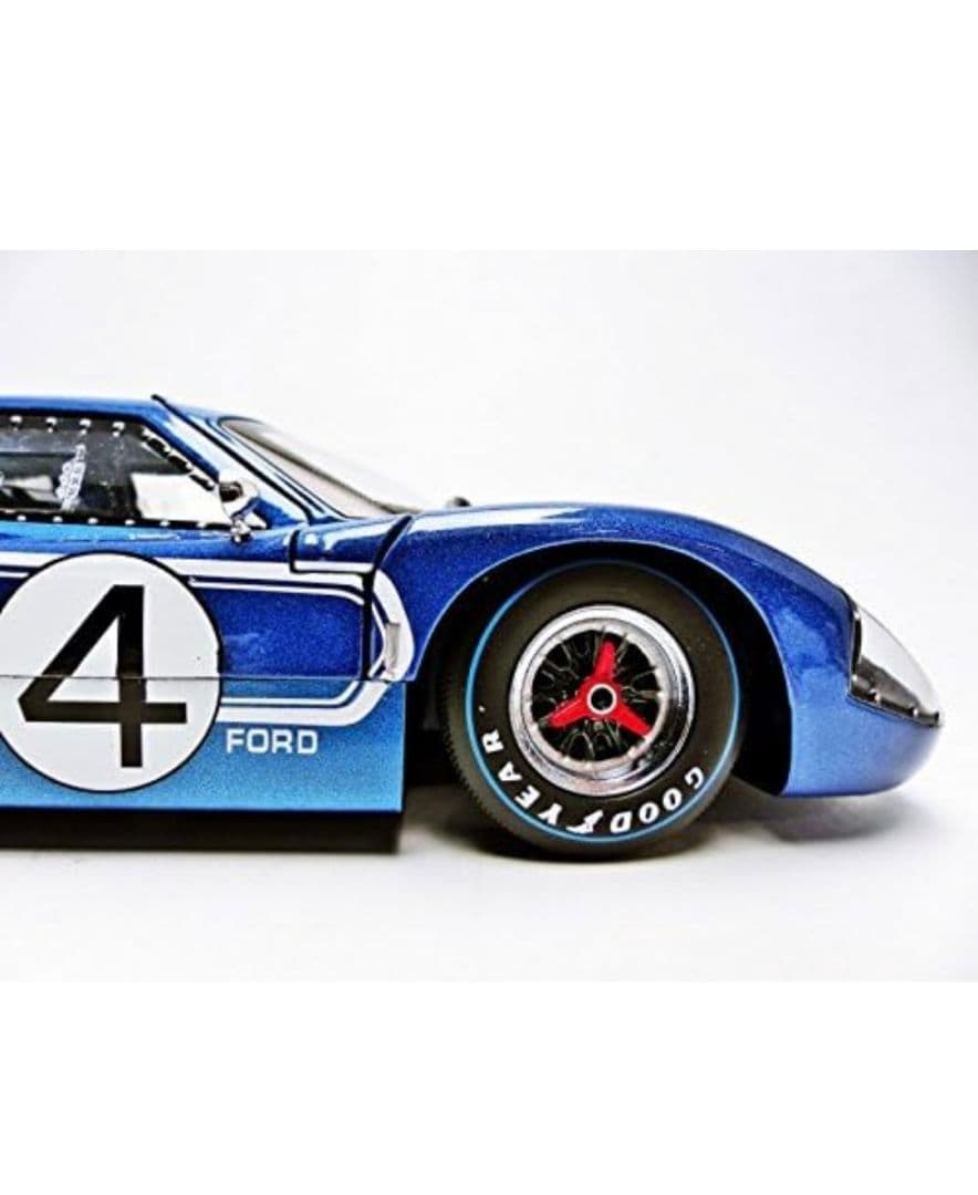 1/18 フォードMK4 Shelby Collectibles