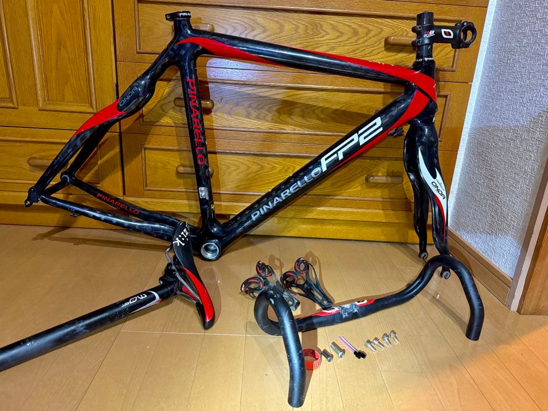 おまけ多数！PINARELLO FP2 フルカーボンフレームセット　サイズ510