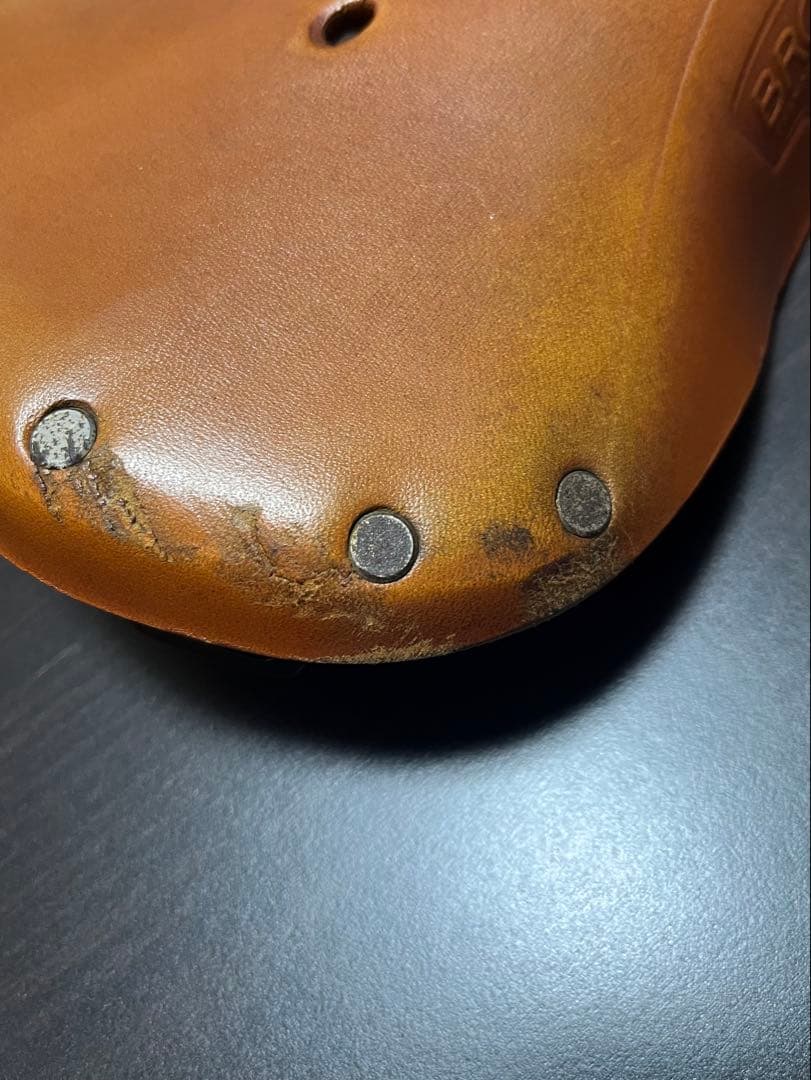 BROOKS B17 レザーサドル
