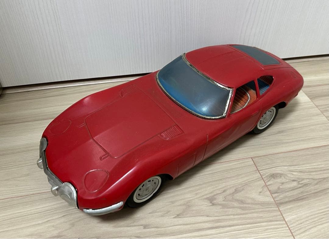 激レア！！アンティーク　トヨタ2000GT 赤　レトロなブリキ製！