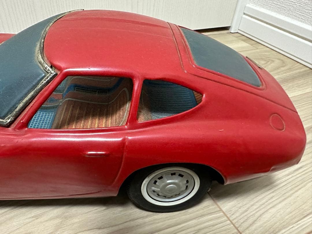 激レア！！アンティーク　トヨタ2000GT 赤　レトロなブリキ製！