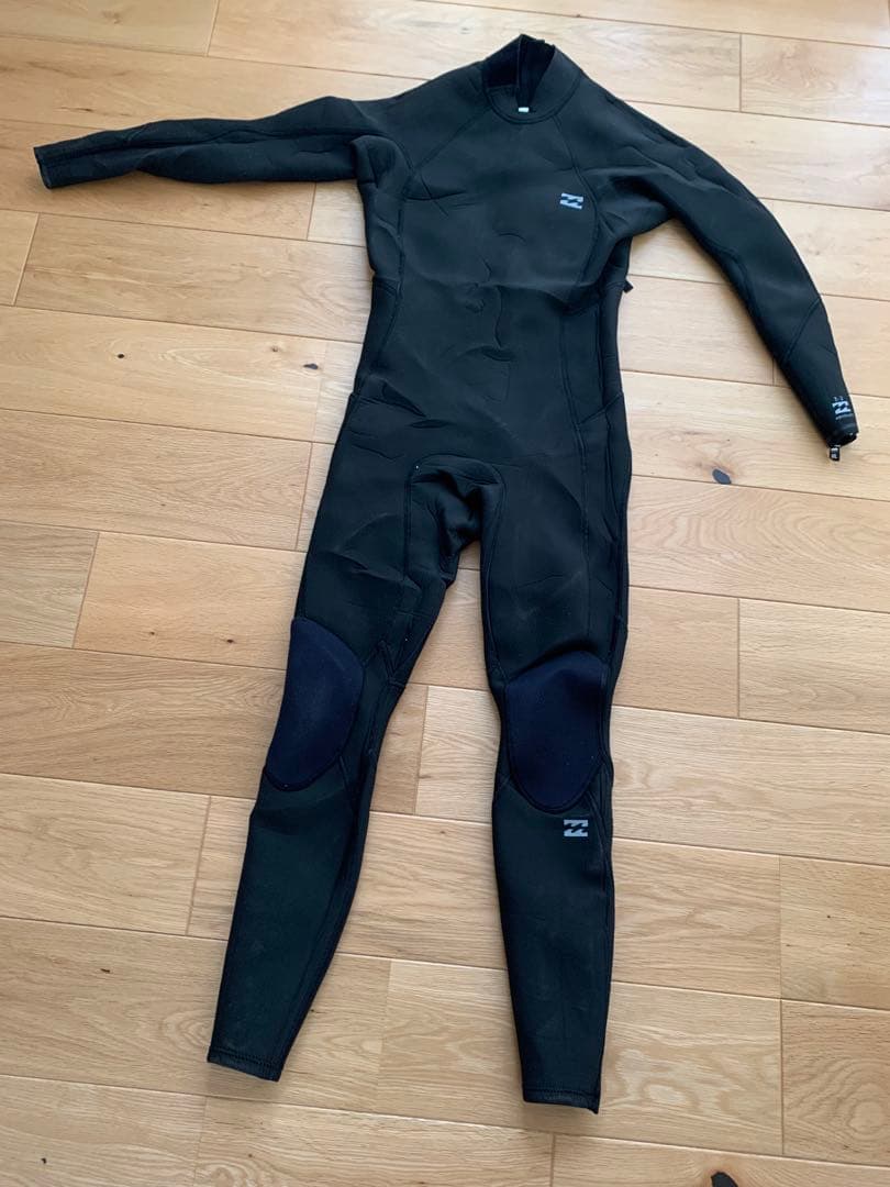 Billabong 3.2 ABSOLUTE フルスーツ