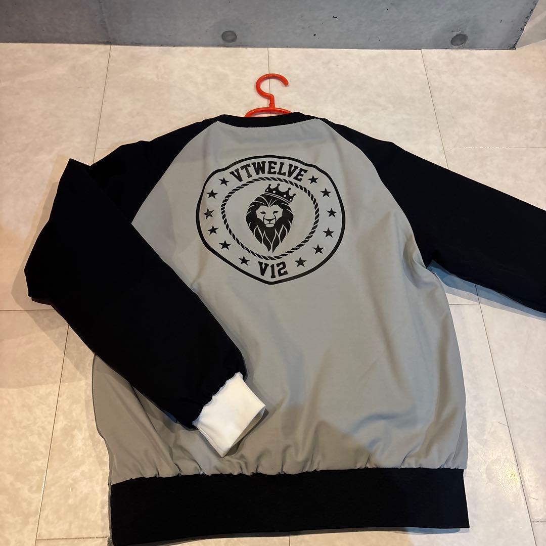 V12 ヴィトゥエルヴ 中綿入り　ダウンジャケット　メンズ　ゴルフ　ブルゾン