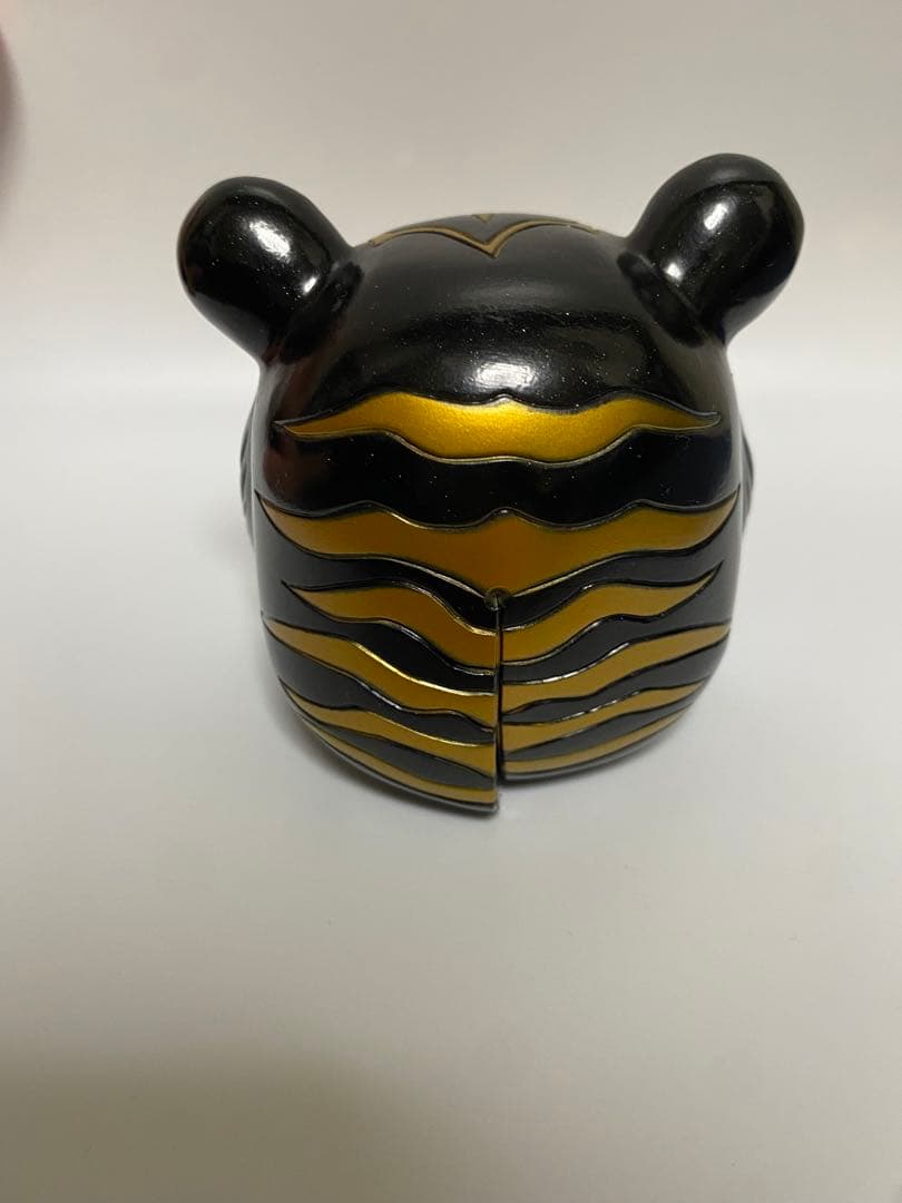 アートジャンキー　ブタイガー　ブラック　ソフビ