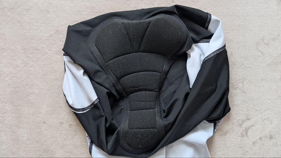 【数回のみ使用】2XU トライアスロンウェア 黒/黄　Lサイズ