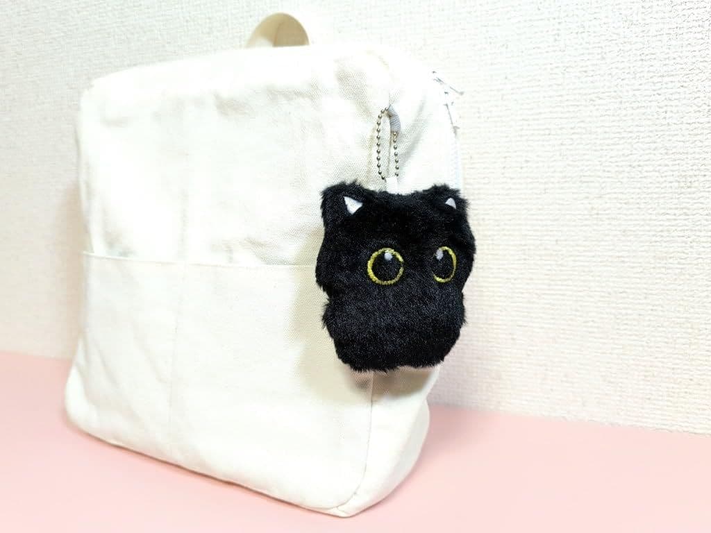 黒猫フェイクファーキーホルダー