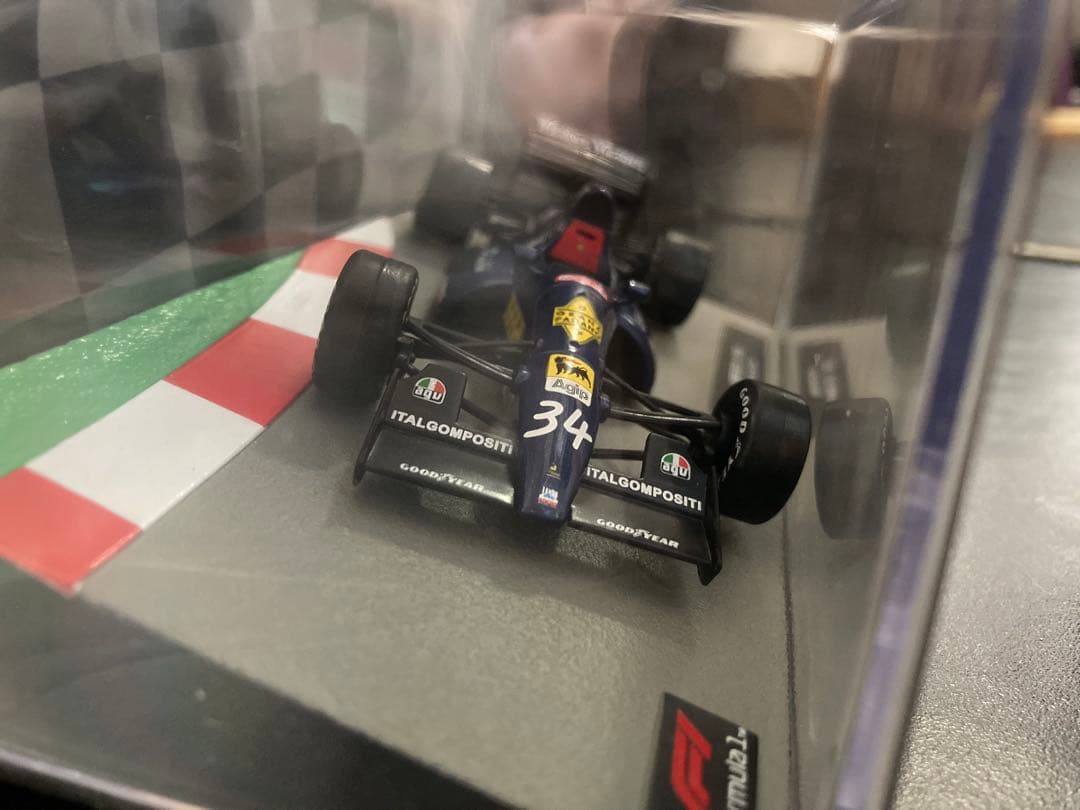 激レア　日本未発売　F1マシンコレクション　モデナランボ　LAMBO291