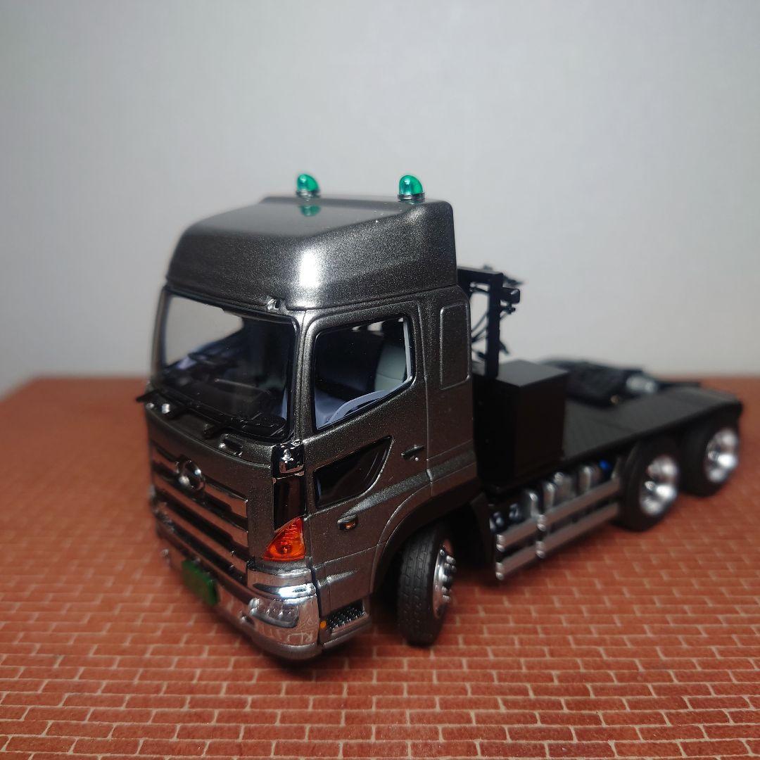 日野プロフィア 16輪トレーラー 自動あゆみ付(1/50) トラック HINO