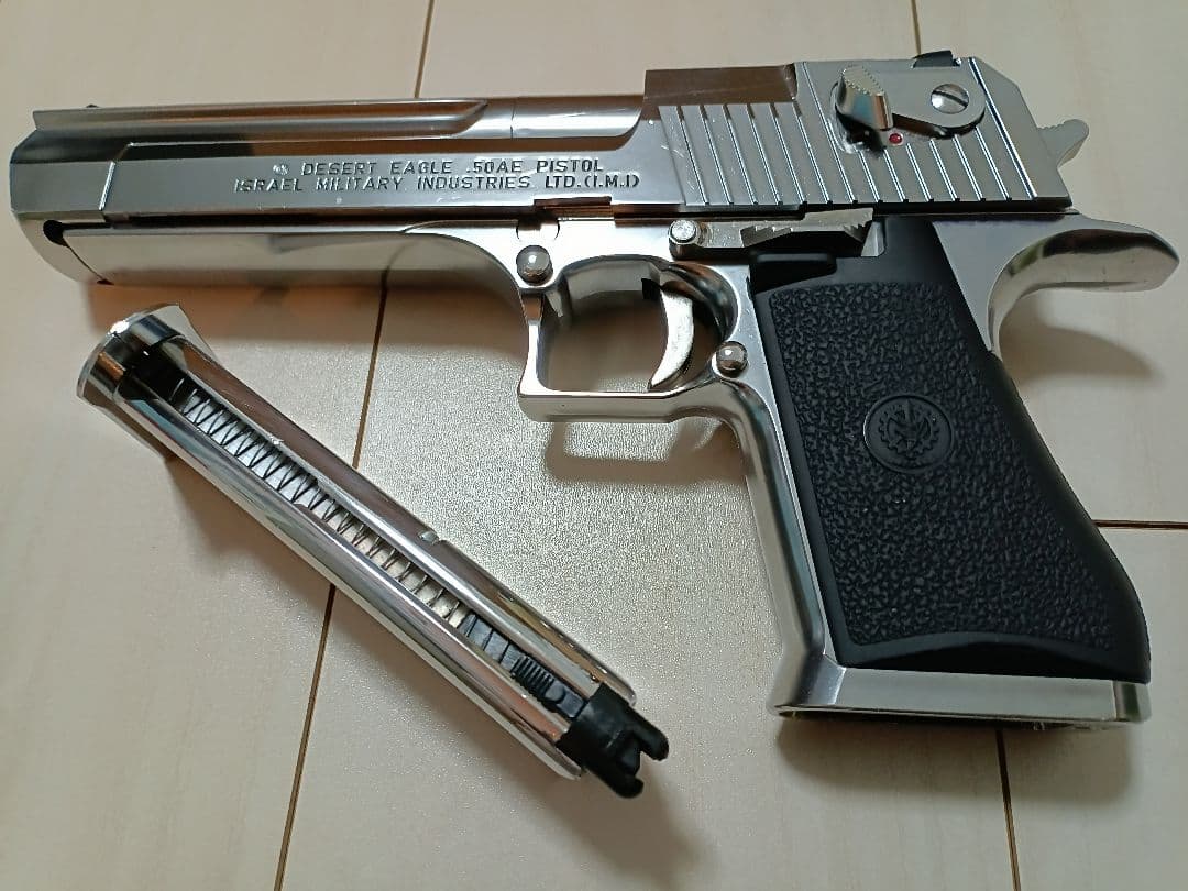 【中古品】東京マルイ 新型 ガスガン「デザートイーグル.50AE」ステンレス