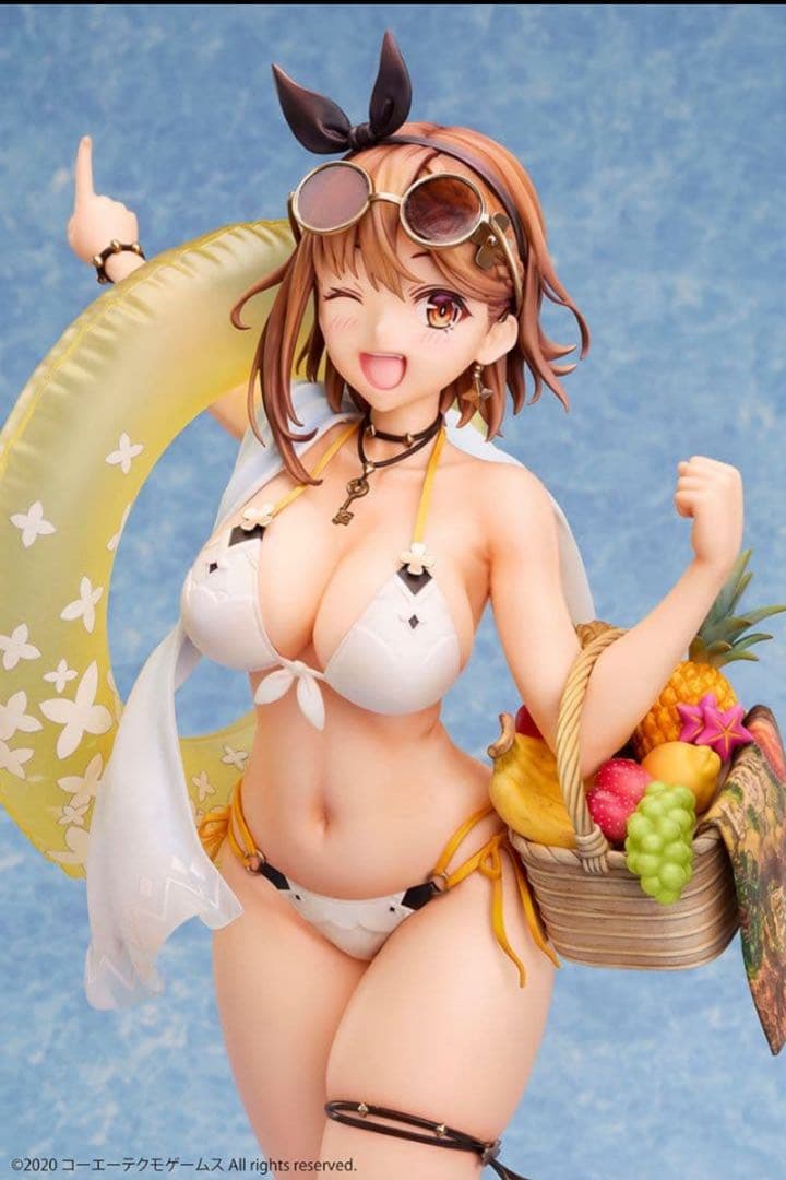 ライザリン・シュタウト　水着Ver.　1/4　フィギュア　デザインココ　アトリエ